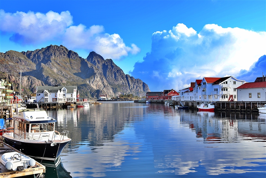 亨寧斯沃 Henningsvaer